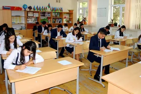 Orta məktəblərdə nöqsanlara görə 5 məsul şəxsə töhmət - VERİLDİ