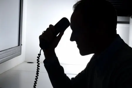 "Naməlum şəxslər rayonlarda evlərə zəng vurub..." - Pensiyaçılara XƏBƏRDARLIQ