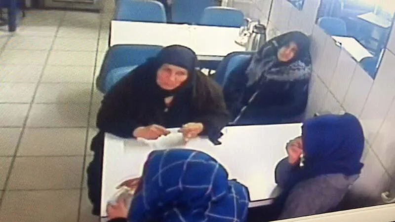 Evlərdən oğurluq edən qadının sözü şok etdi: - "Qayıdıb ananızı..." - FOTO