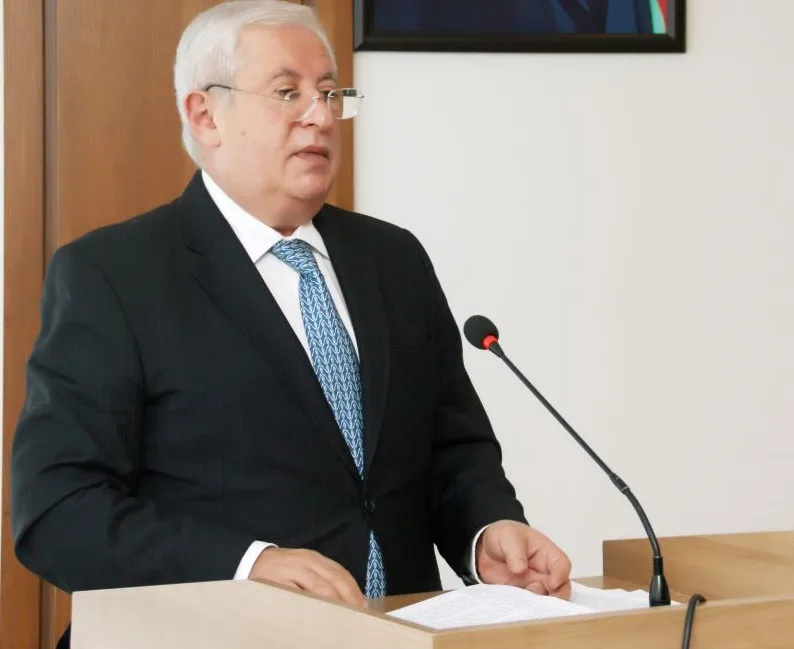 DTX Neftçala İcra Hakimiyyətinin binasına girdi