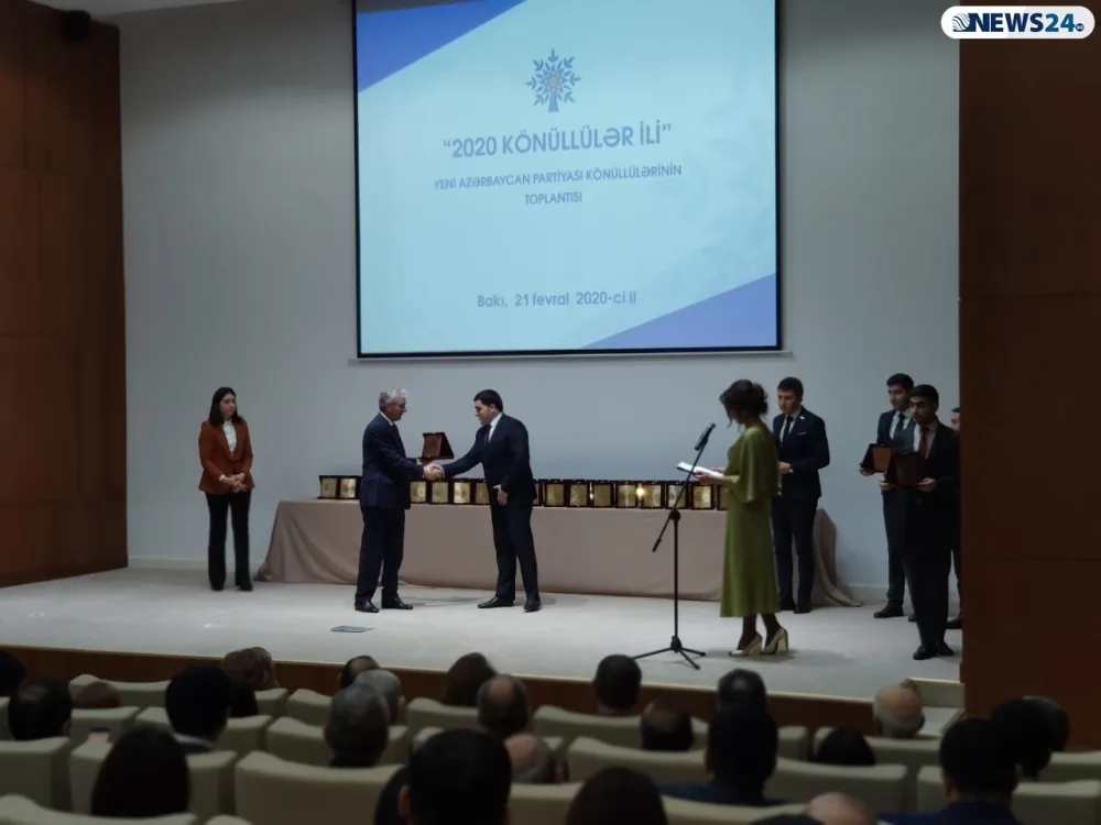 Əli Əhmədov onları - MÜKAFATLANDIRDI - FOTOLAR