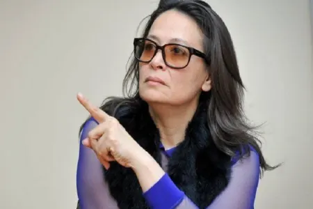 "Özünə və ailəsinə hörmət edən kişi arvadının biabırçı videosunu..." - MEHRİBAN XANLAROVA