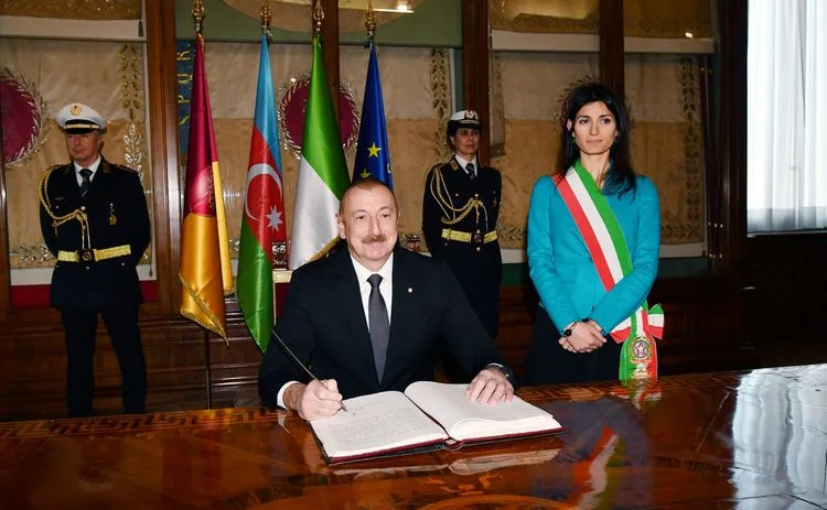 Prezident İlham Əliyev Roma şəhərinin meri ilə GÖRÜŞDÜ - FOTOLAR