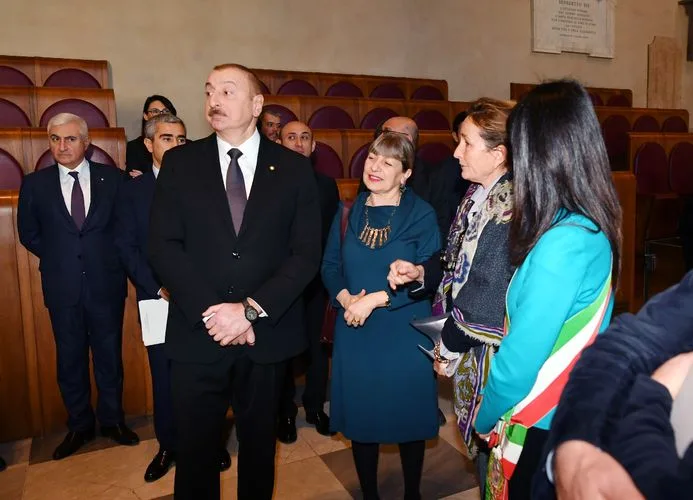 Prezident İlham Əliyev Roma şəhərinin meri ilə GÖRÜŞDÜ - FOTOLAR