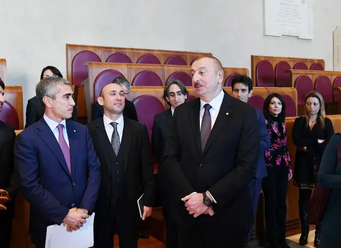 Prezident İlham Əliyev Roma şəhərinin meri ilə GÖRÜŞDÜ - FOTOLAR