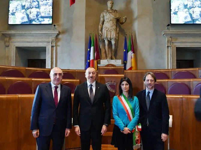 Prezident İlham Əliyev Roma şəhərinin meri ilə GÖRÜŞDÜ - FOTOLAR