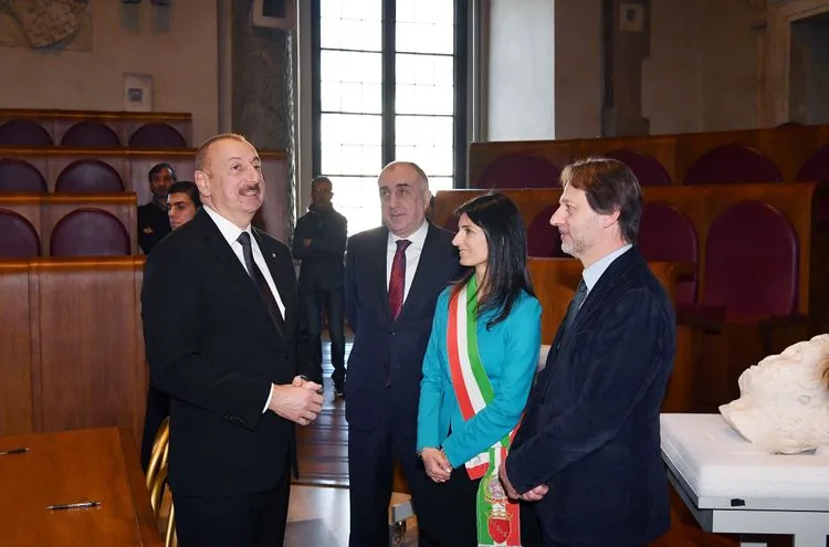 Prezident İlham Əliyev Roma şəhərinin meri ilə GÖRÜŞDÜ - FOTOLAR