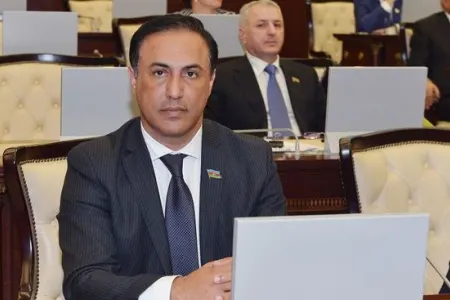 Elman Nəsirovun lider namizəd olması müzakirələrə yol açdı - -RƏSMİ