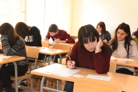 Bu gün magistraturaya qəbul imtahanıdır