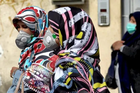 İranda koronavirus sürətlə yayılır - YOLUXANLARIN SAYI YENƏ ARTDI