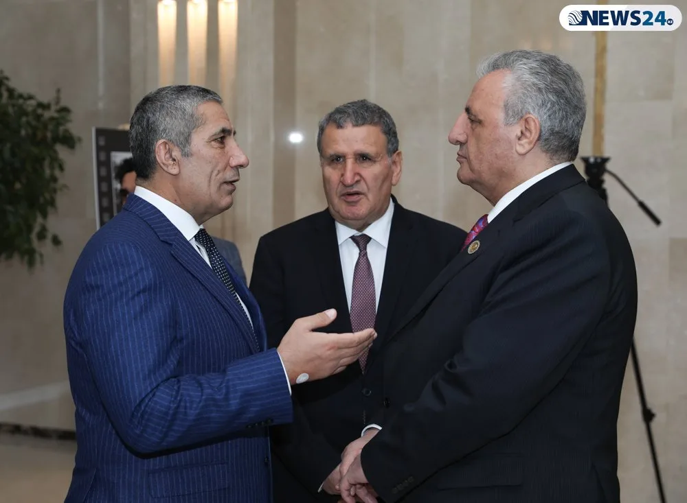 "Xocalı faciəsi bəşəriyyətə qarşı cinayətdir" - ƏLİ ƏHMƏDOV - FOTOSESSİYA