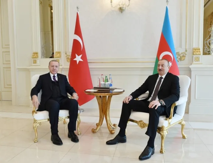 Prezidentlərin təkbətək görüşü oldu - FOTO - VİDEO - YENİLƏNDİ