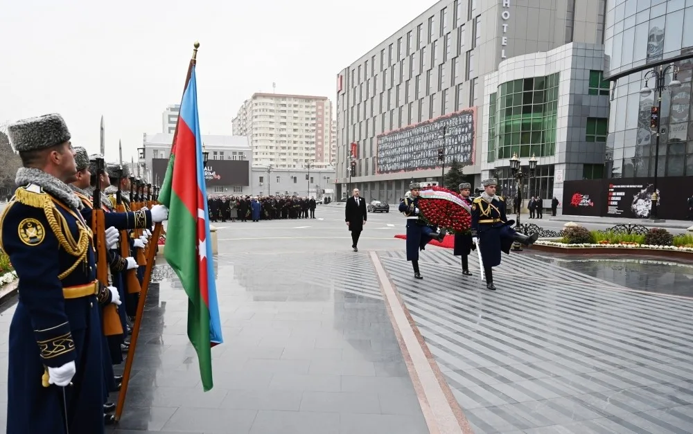 Prezident və xanımı Xocalı abidəsini - ZİYARƏT ETDİ - FOTO- VIDEO - YENİLƏNDİ-2