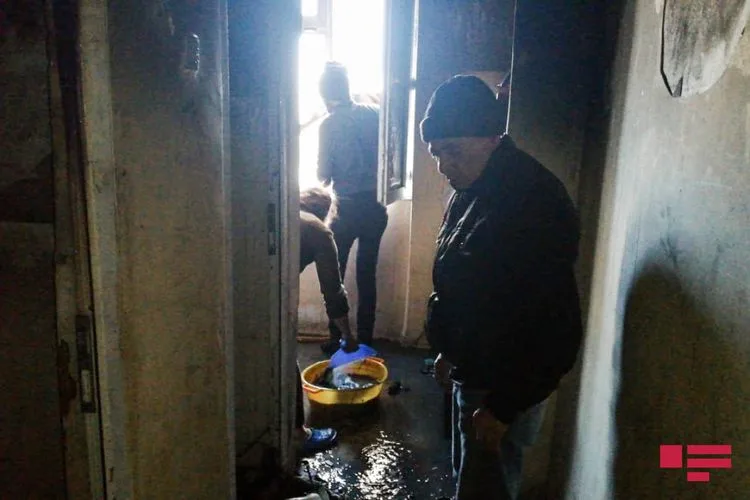 Sumqayıtda yataqxanada yanğın - 3 NƏFƏR XİLAS EDİLDİ - YENİLƏNİB - FOTO