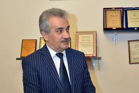 Kukla Teatrının direktoru beynəlxalq FESTİVALDA - FOTO