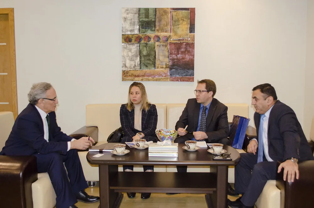 Rusiyanın ölkəmizdəki səfirliyinin müşaviri - MƏTBUAT ŞURASINDA - FOTO