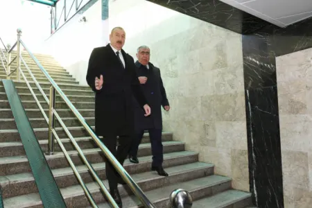 Prezident yeraltı piyada keçidinin açılışında - FOTOLAR
