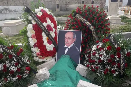 Xalq artisti dəfn edildi - -FOTOLAR