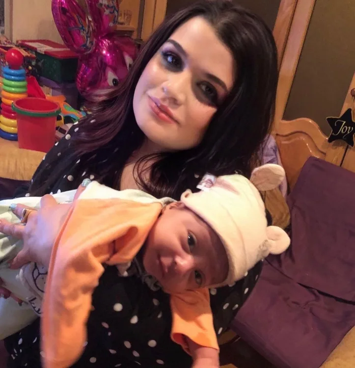 Bu da Elzanın yeni doğulan - NƏVƏSİ - FOTOLAR