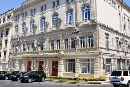 Bu gün Konstitusiya Məhkəməsi növbədənkənar seçkilərlə bağlı yekun - qərar verəcək