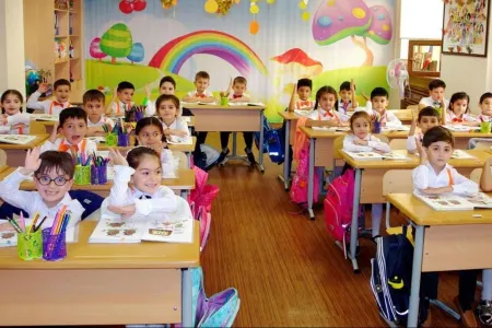 "Hazırki vəziyyətdə dərs ilinin uzadılması nəzərdə tutulmur" - RƏSMİ