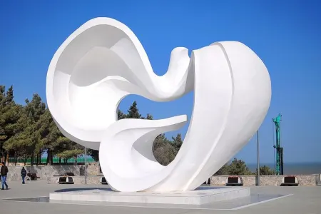 Sumqayıtdakı “Sülh göyərçini” abidəsinin müəllifi Vaqif Nəzirov - VƏFAT EDİB