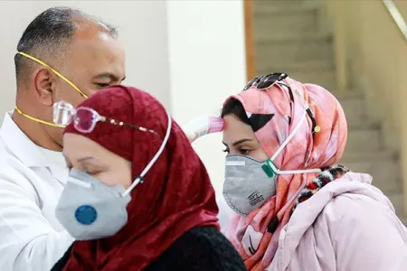 İranın 100 şəhərinə koronavirus yayılıb