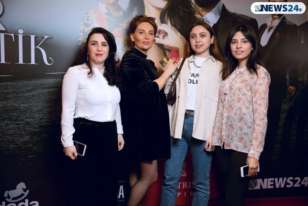 Tanınmışların axın etdiyi "Ağır romantik"-in qalasında - YAŞANANLAR - VİDEO - FOTOLAR