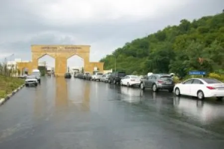 Yüksək hərarəti olan 24 Azərbaycan vətəndaşı Gürcüstana keçməyə cəhd etdi
