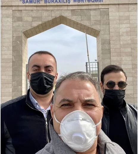 Ədalət Şükürov özünü koronavirusdan qorumağa - ÇALIŞDI - FOTO