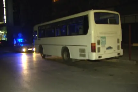 Bakıda marşrut avtobusunda biabırçı görüntü - – FOTO