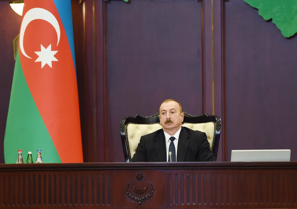 Prezident Milli Məclisdə - FOTOLAR