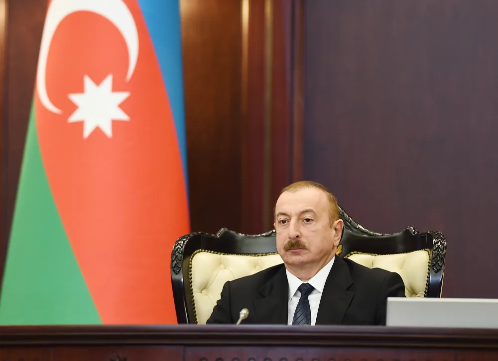 Prezident Milli Məclisdə - FOTOLAR