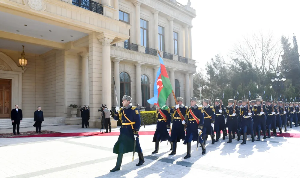 Türkmənistan Prezidenti Qurbanqulu Berdiməhəmmədovun rəsmi qarşılanma mərasimi olub - FOTOLAR