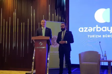 "Azərbaycana gələn turistlər kimi digər turistlərin qarşısında..."- - FLORİAN ZENQSTMİD