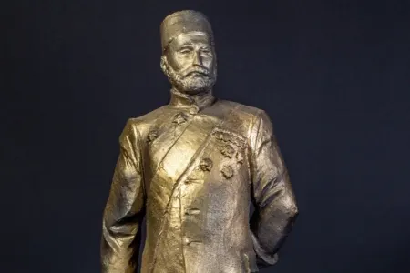 Hacı Zeynalabdin Tağıyevin heykəlinin açılışı - TƏXİRƏ SALINDI