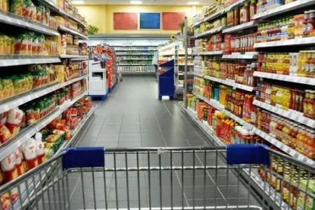 Aptek və marketlərin iş rejimində dəyişiklik olmayacaq - Rəsmi