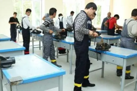 Bələdiyyə və özəl peşə təhsili müəssisələrinin müəllimləri - ATTESTASİYADAN KEÇİRİLƏCƏK