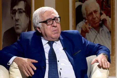Yazçı Anar AYB-nı bağlayır: - "Yaşlılar işə gəlməyəcək"