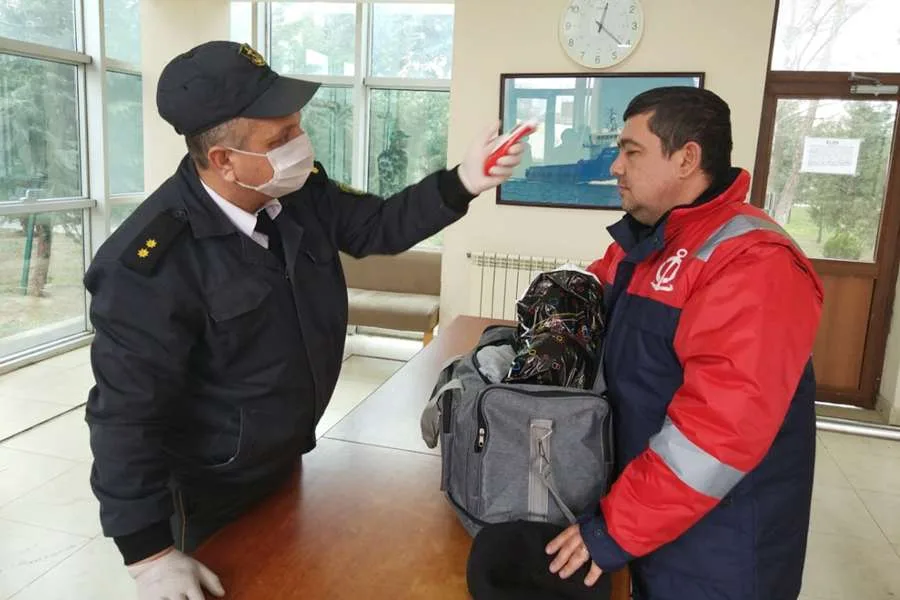 ASCO dənizçiləri koronavirusa qarşı yoxlanılır - FOTO