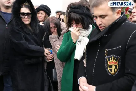 Rafael Dadaşov son mənzilə ALQIŞLARLA YOLA SALINDI - FOTOLAR - VİDEO -YENİLƏNDİ