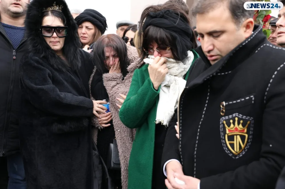 Rafael Dadaşov son mənzilə ALQIŞLARLA YOLA SALINDI - FOTOLAR - VİDEO -YENİLƏNDİ