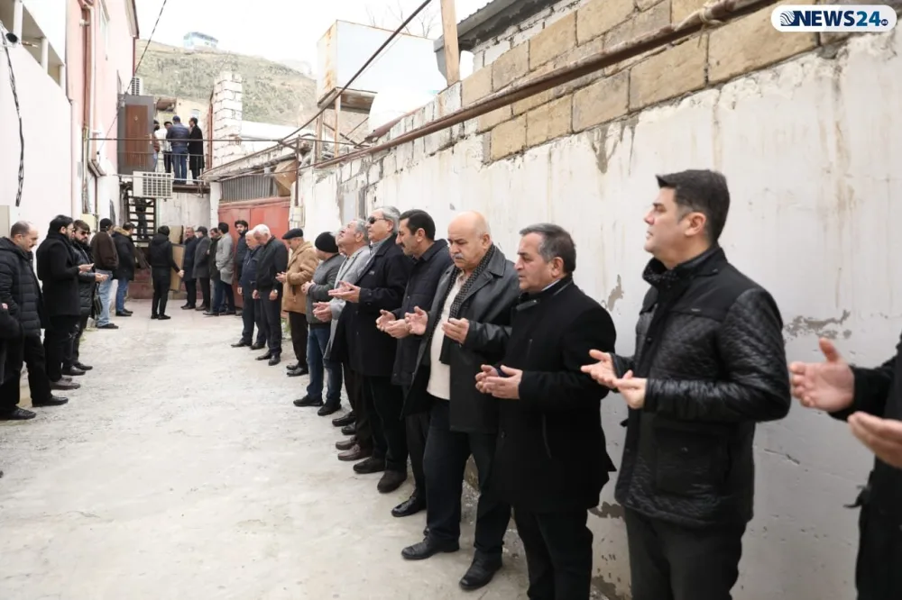 Rafael Dadaşov son mənzilə ALQIŞLARLA YOLA SALINDI - FOTOLAR - VİDEO -YENİLƏNDİ