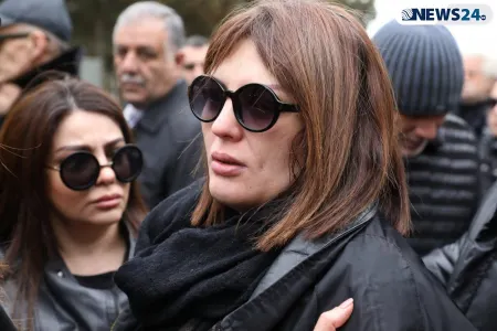 "Kaş, başımı çiyninə qoyub ağlaya bilərdim, ata..." - VİDEOREPORTAJ - FOTOLAR