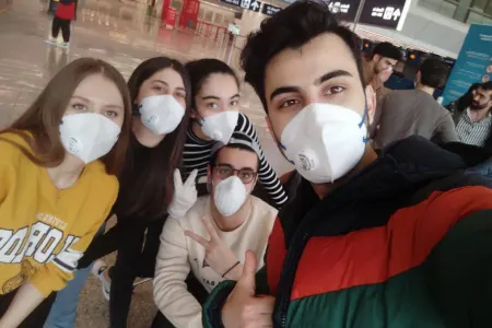 Tələbələrimiz İtaliyadan vətənə qayıdır - -FOTOLAR