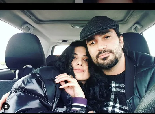 Tanınmış aktyorlar sevgiliymiş - FOTOLAR
