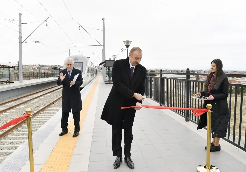 Prezident Abşeron dairəvi dəmir yolunun bir hissəsinin açılışında - FOTO-YENİLƏNDİ
