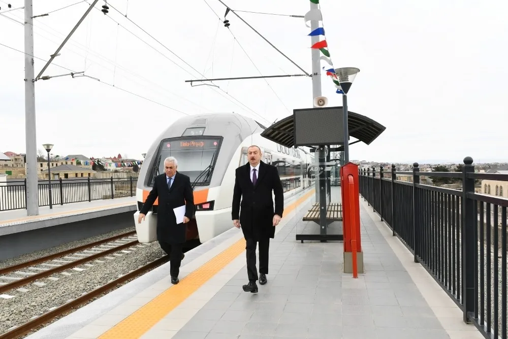 Prezident Abşeron dairəvi dəmir yolunun bir hissəsinin açılışında - FOTO-YENİLƏNDİ