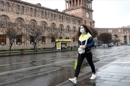 Ermənistanda koronavirusa yoluxanların sayı 100-ü keçdi