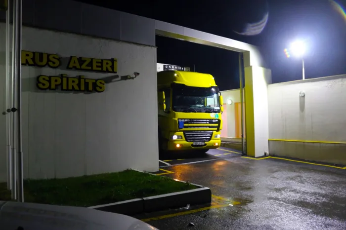 25 min litrə yaxın tibbi spirt apteklərə paylanılır - FOTOLAR